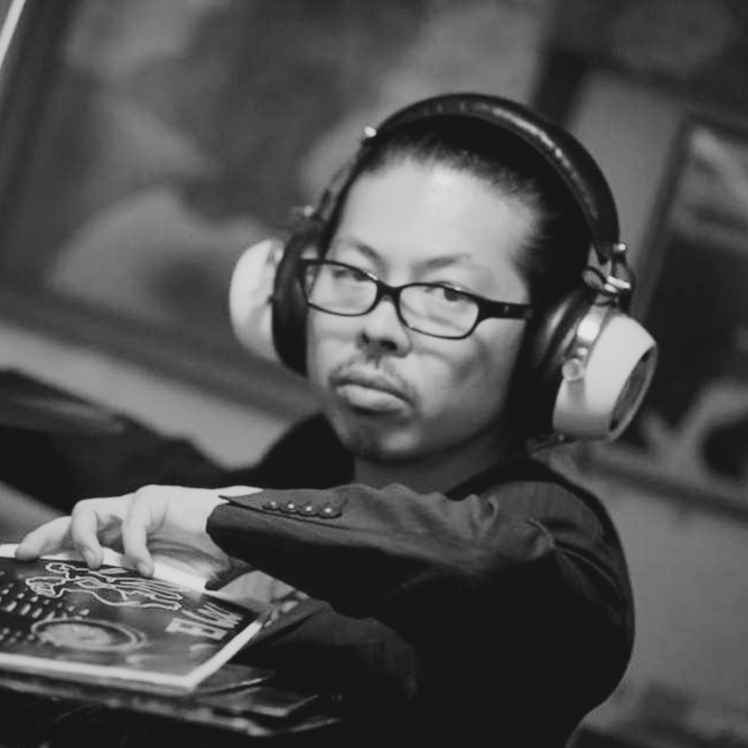 DJ
